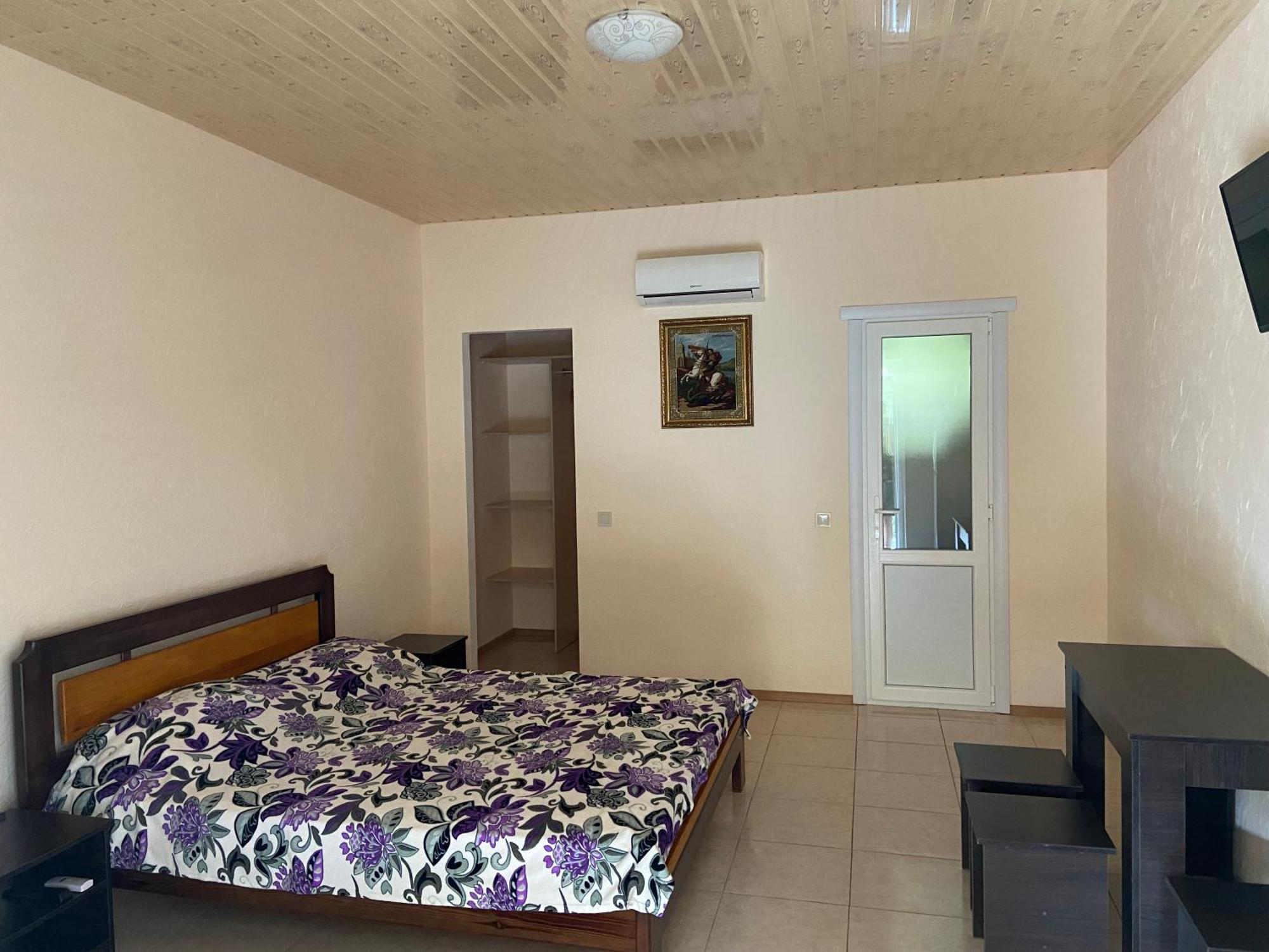 More Nadezhd سانجييكا المظهر الخارجي الصورة